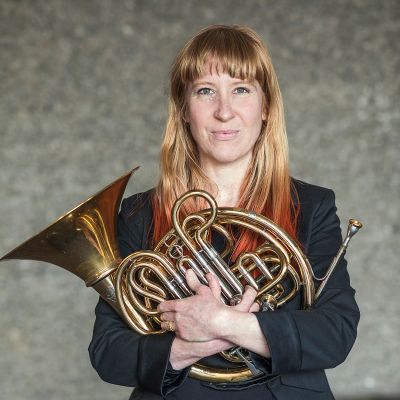 Julia-MacDonell